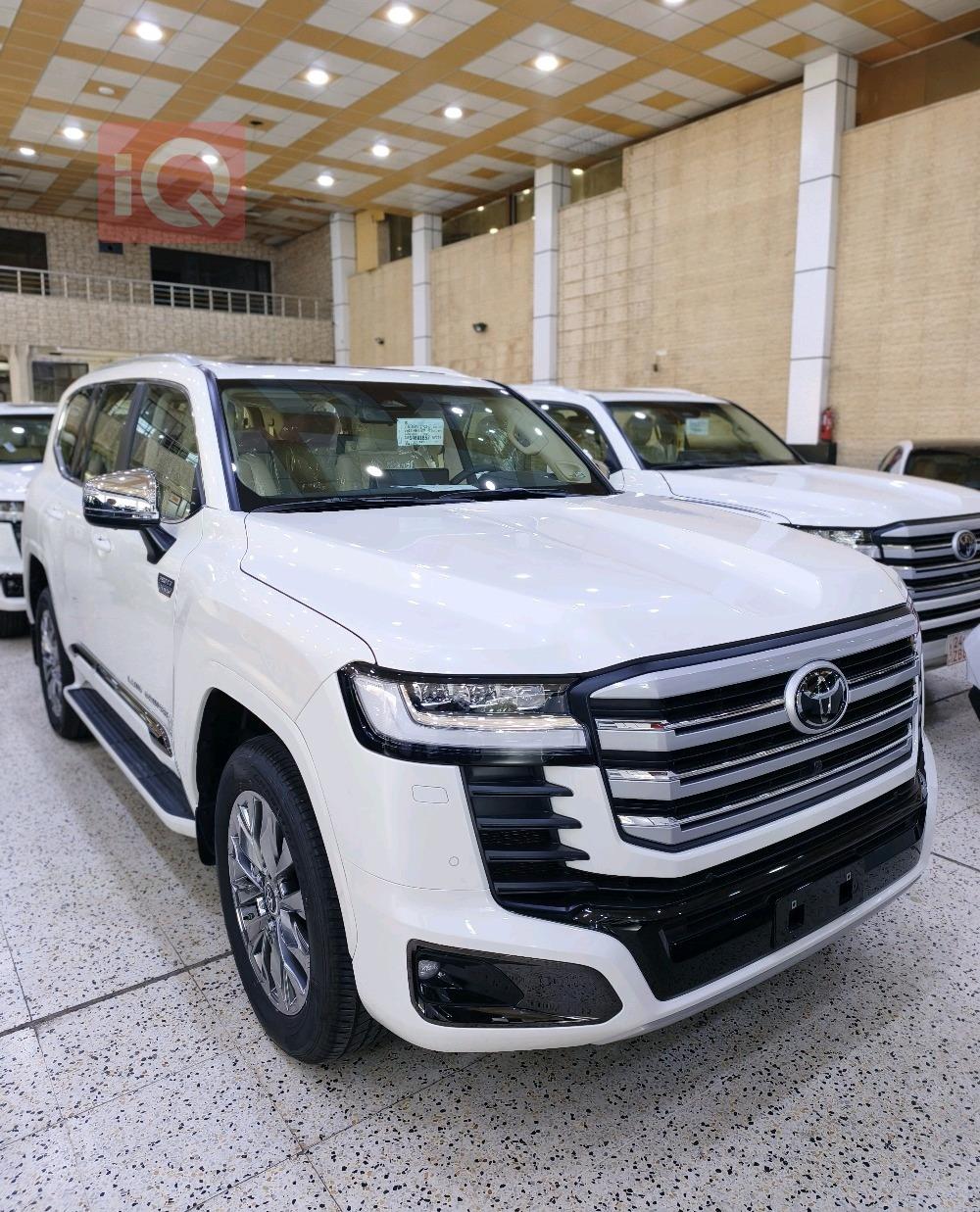 تويوتا لاندكروزر